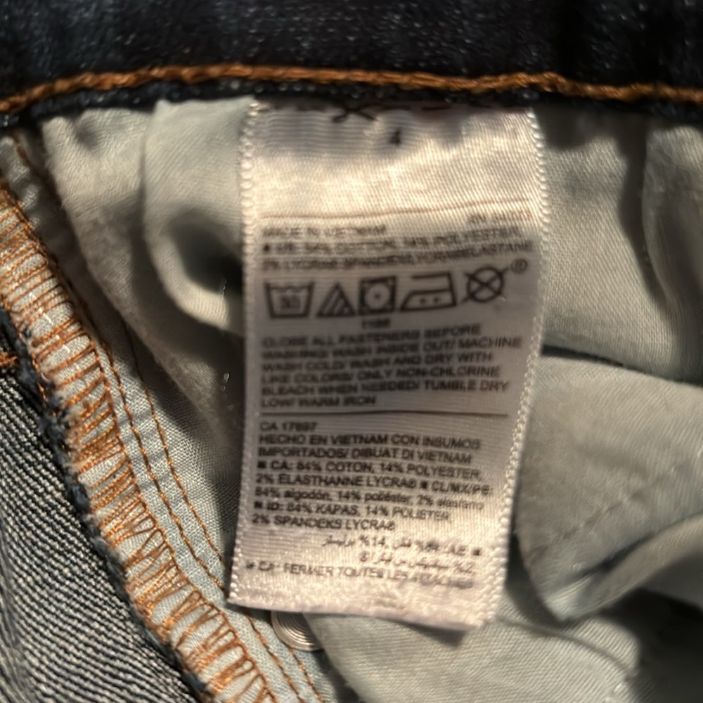 Old Navy Profile Curvey Straight Jeans Size 4 - Picture 3 of 5